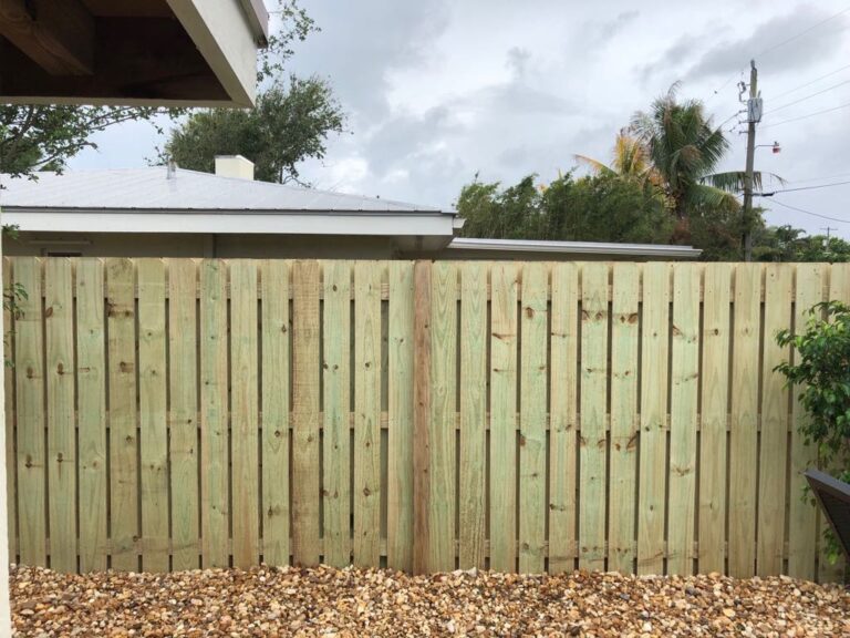 Miami fence company for wood fence installs